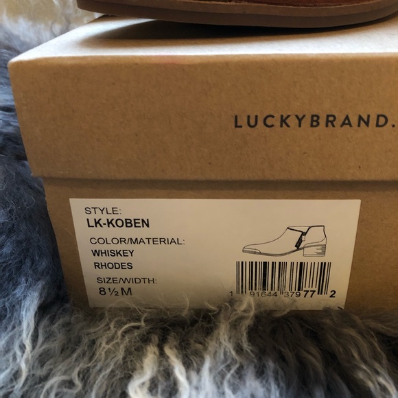 Lucky Brand Koben Bootie 8.5 - Picture 5 of 5